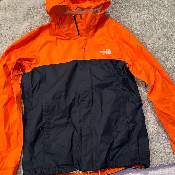 The North Face Men’s Windbreaker Orange/Navy Jacket - Picture 1 of 8